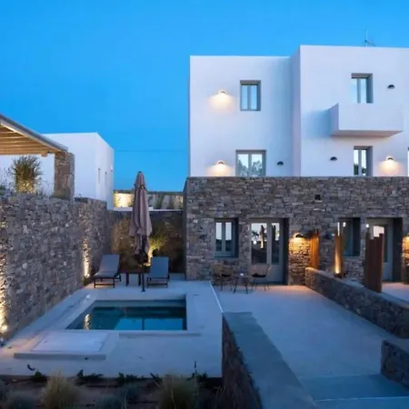 Paros Comfy Suites-3